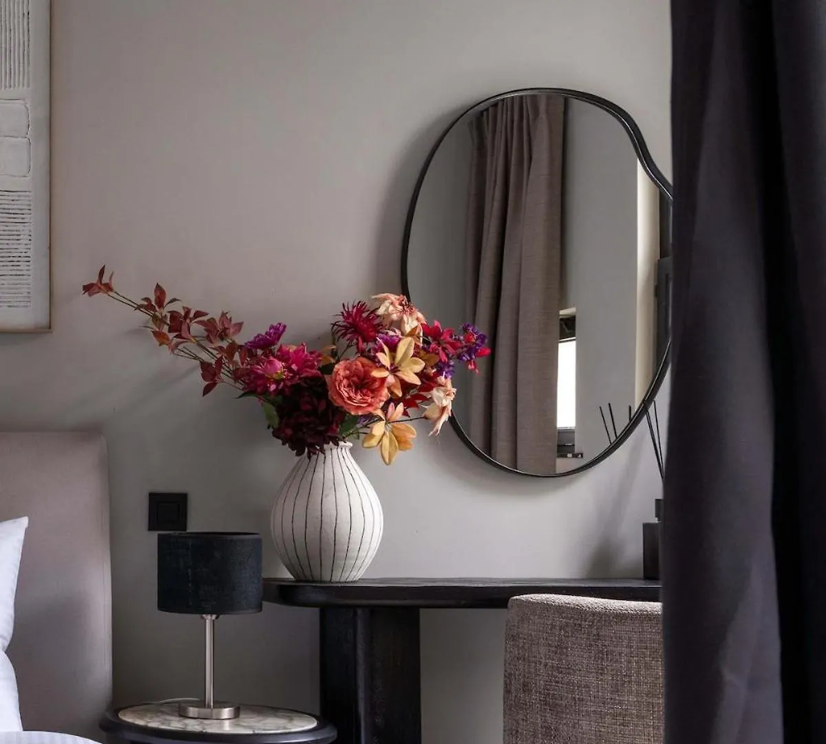 Appartamento Stylish Suite With Private Patio, Perfect For 4 Anversa